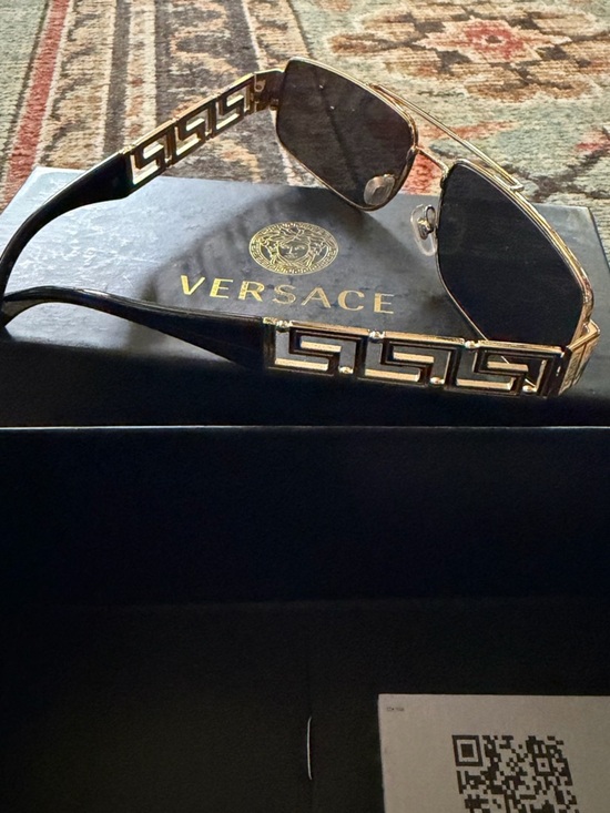 Versace Unisex Greca 61mm Navigator Sunglasses Black with Case Revolve $385 NEW
